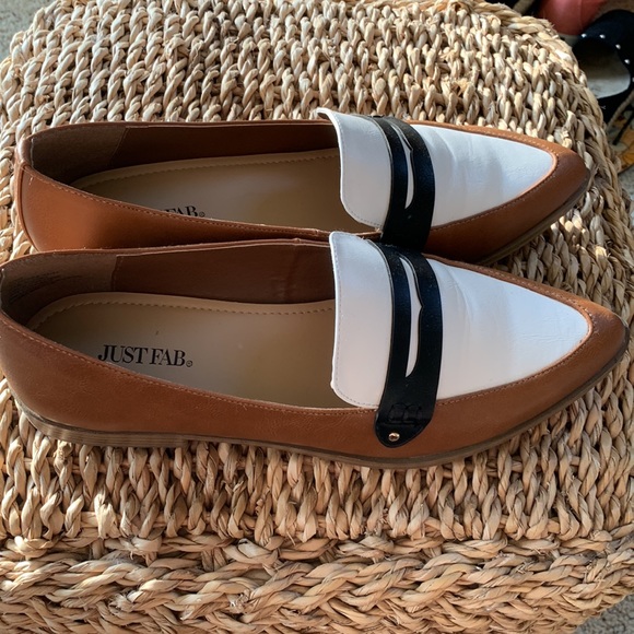 EUC.  Beautiful shoes.  Just Fab.  Size 10 - Picture 4 of 6